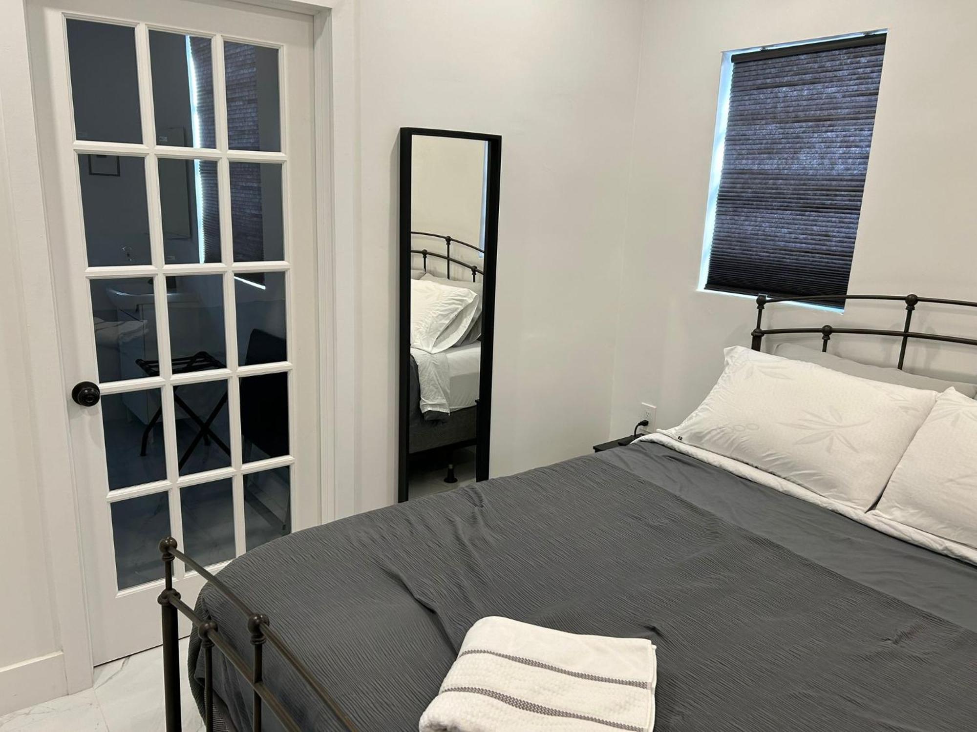 Private Rooms Close To Miami Airport - Free Parking - 01 Ngoại thất bức ảnh